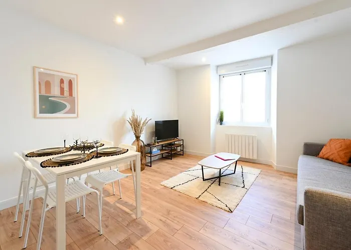 La Pause Boheme Deco Boisee En Centre Bourg Lägenhet